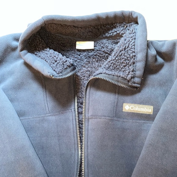 Columbia jacket. Size XL. Soft sherpa lining. - Picture 6 of 7